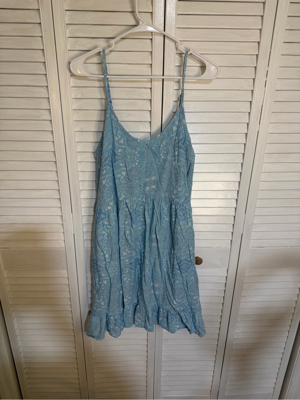 Simply Noelle Light Blue Printed Spaghetti Strap Mini Dress